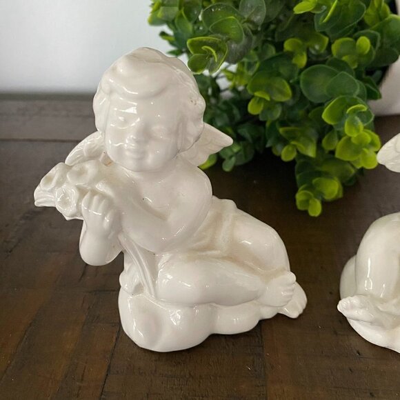 Omnibus Korea 1993 Angel Salt and Pepper Shakers - Picture 4 of 6